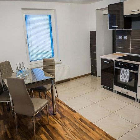 Apartamenty Korona Krosno Eksteriør billede