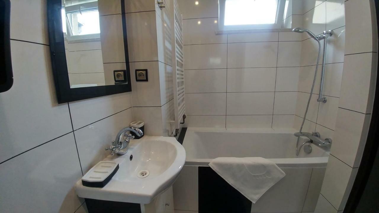Apartamenty Korona Krosno Eksteriør billede